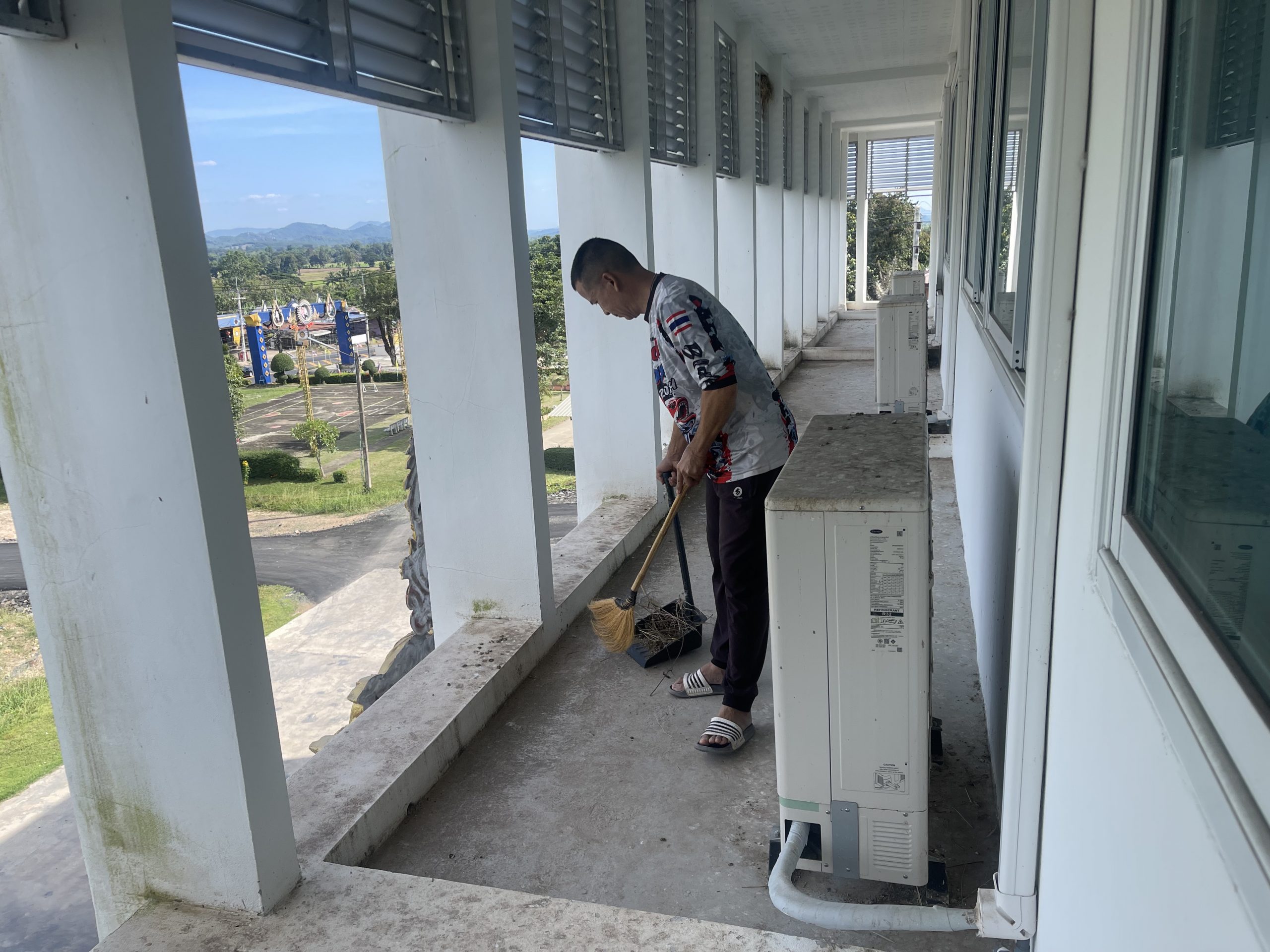 EC007EE4-666A-4826-94F0-5F581E9AFC97