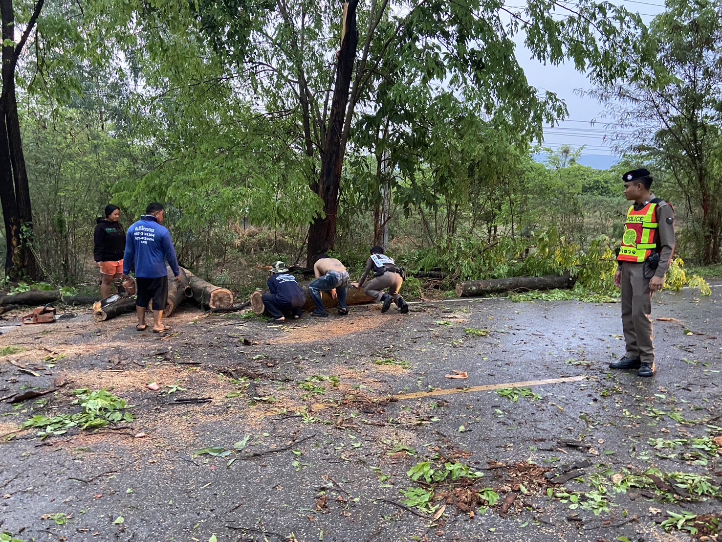 A626E1FC-9F4D-456E-8644-2374A0EC61D8